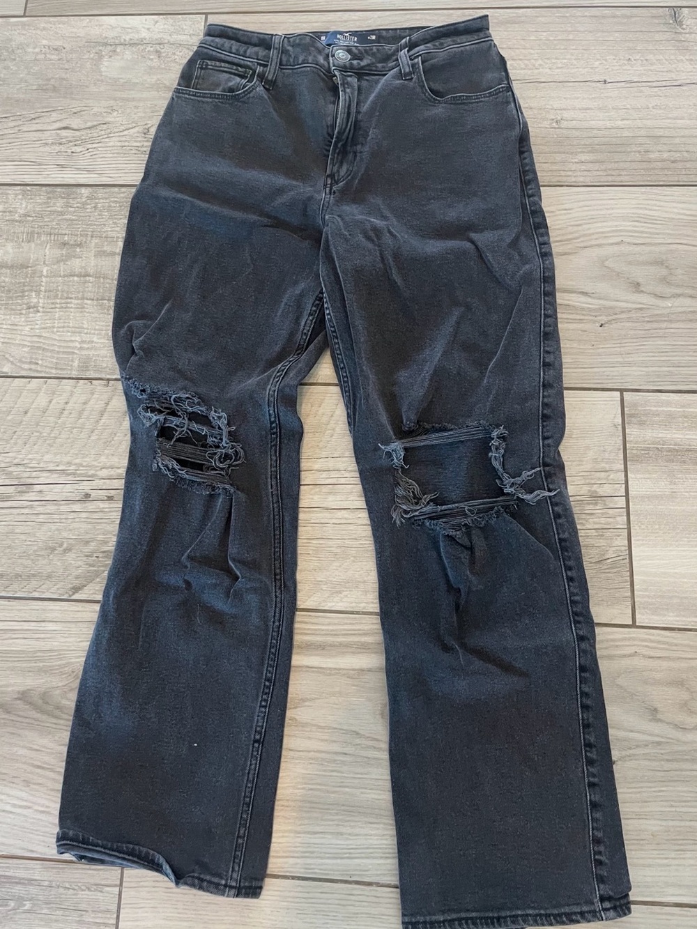 Hollister Ultra High-Rise Dad Jeans